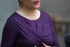 Government will help Scots Amazon workers facing dole ‘where we can’ – Sturgeon