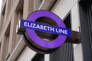 Union urges Sadiq Khan to intervene in Elizabeth line pay dispute
