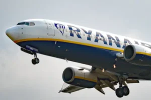 Ryanair secures record bookings as consumers plan Easter and summer trips