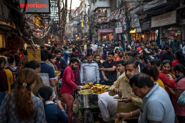 562d2461ef8a4b569f37b48575537d3a India street scenes