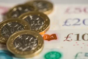 Scottish economy will not return to growth until 2024, experts warn