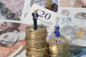 Frozen taxes set to raise £25bn by 2027-28, says think tank