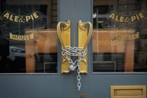 Almost 60% surge in pubs shutting for good in first quarter of 2023