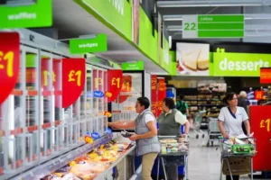 Shoppers head to frozen food aisles to quell ‘sizzling hot’ inflation hit
