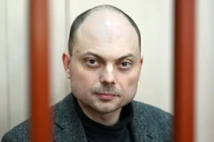 Putin opponent Vladimir Kara-Murza sentenced to 25 years in jail in Russia for treason