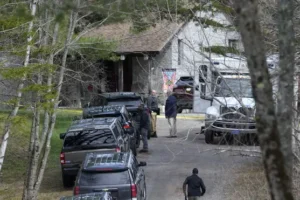 Four people fatally shot in house before gunfire on highway
