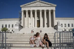 US Supreme Court preserves women’s access to abortion pill