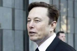 Elon Musk threatens to reassign National Public Radio’s Twitter account