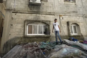 Israeli army kills two Palestinians in West Bank raid