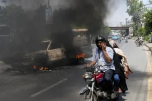 Hundreds of Imran Khan’s supporters detained in Pakistan police raids