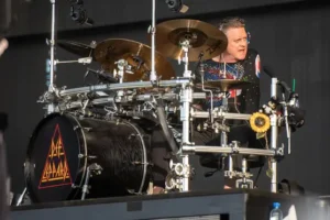 Def Leppard drummer Rick Allen tells of attack outside hotel after concert in US