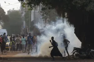Senegal government suspends mobile internet access amid days of deadly clashes