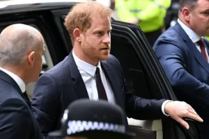 ‘I believe our Government is at rock bottom’: Prince Harry launches unprecedented political attack during hacking trial