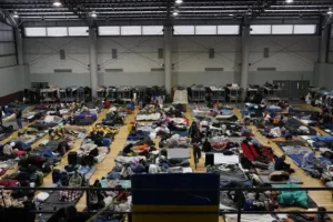110 million people forcibly displaced as wars add to world refugee crisis