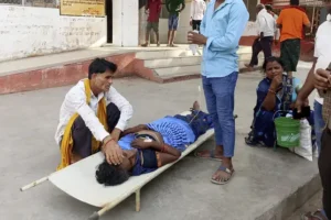 Nearly 100 people die as India struggles with sweltering heatwave