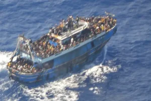 Pakistan PM declares day of mourning for victims of migrant boat sinking