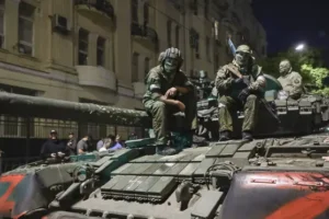 Mercenary leader ends revolt but raises questions about ‘weakness’ in Kremlin