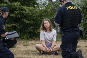 Greta Thunberg charged with disobeying police during climate protest in Sweden