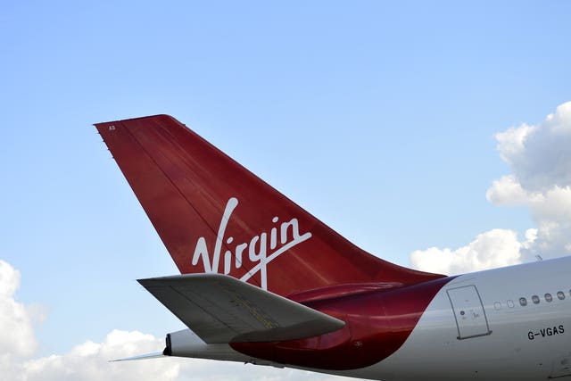 2-66714450 Virgin plane turns back