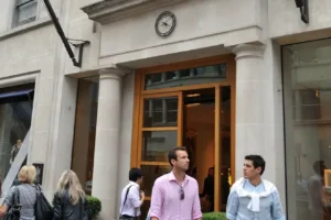 Burberry investors hopeful of China luxury shopping rebound