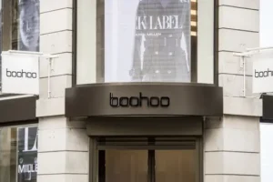 Boohoo boss takes home £650,000 bonus despite retailer sinking into a loss