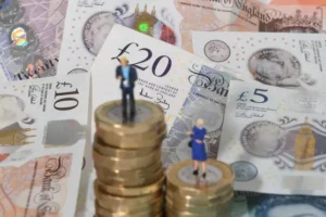 Scams warning from HMRC as tax credits renewal deadline draws nearer