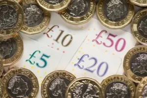 Three in five people think the UK is already in recession – poll
