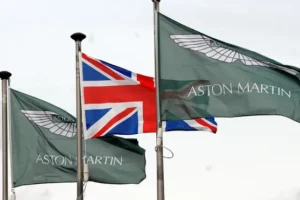 Aston Martin strikes deal with Lucid over electric car batteries