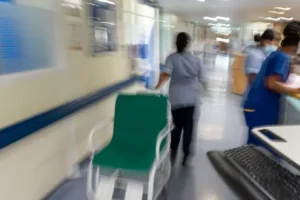 Hospital consultants to take industrial action in pay row
