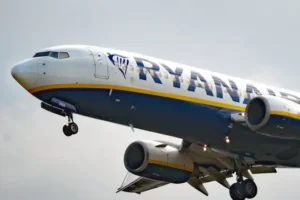 More than 900 Ryanair flights cancelled in June amid French strike action