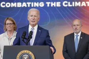 Joe Biden announces measures to protect workers from heatwaves