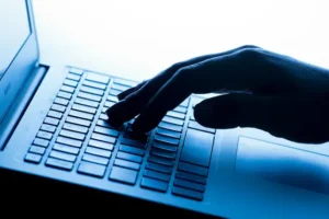 AI could displace jobs and undermine social cohesion, report warns