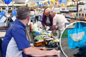 Aldi customers who refuse to allow bags to be searched will be refused service in shoplifting crackdown