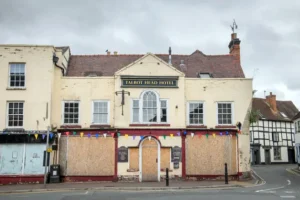 Record number of pubs forced to call last orders as ‘perfect storm’ caused by soaring costs and weak demand hits