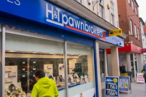 Pawnbroker boosted as people turn to quick loans