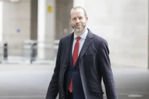 Labour urges wider support for firms to train staff amid skills warning