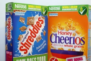 Sugary cereals and yoghurts must remove child-friendly packaging – health group