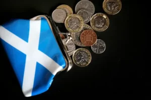 Scotland’s deficit falls as North Sea revenues reach record £9.4bn