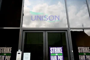 Essential school staff to go on strike unless pay deal agreed, says union