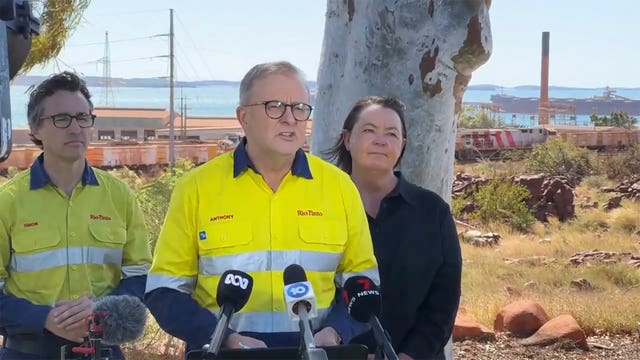 5ee7b7e7057048849d04074395a6b0c4 Australia US Aircraft Crash