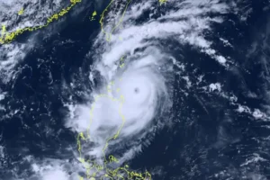 Typhoon Saola to bring heavy rain and strong winds to Taiwan on way to China