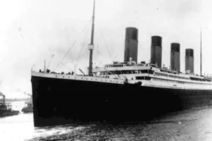 US government fights planned expedition to Titanic