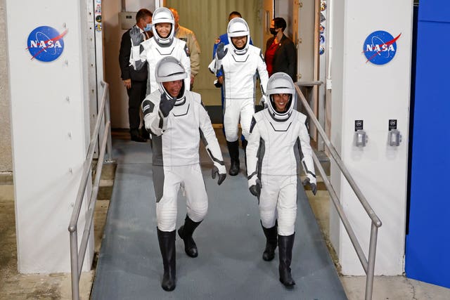 e6d4b71b202c45fbb1ac78ff34c94232 SpaceX Crew Launch