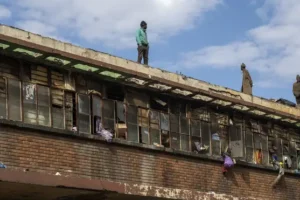 Death toll from Johannesburg fire rises to 76