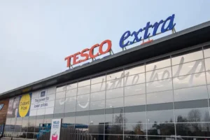 Tesco boss urges politicians to stand by net zero and back green innovation