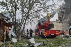 Russia strikes cities across Ukraine ahead of key Zelensky meetings in US