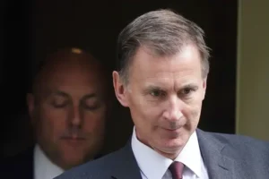 Chancellor says tax cuts ‘virtually impossible’ in blow to Tory right