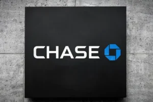Chase bank bans crypto payments for UK customers