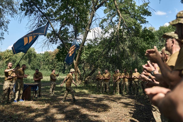 88f0772a92da49e891cf3f084c9d203d Ukrainian soldiers