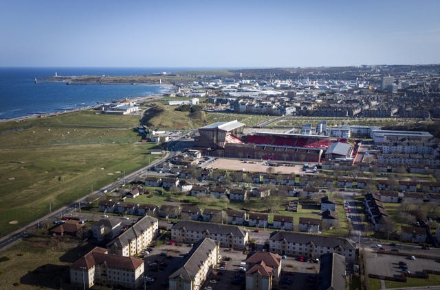 2-59320839 A view of Aberdeen